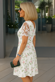 Teresa™ | Vestido midi cómodo con detalles de encaje