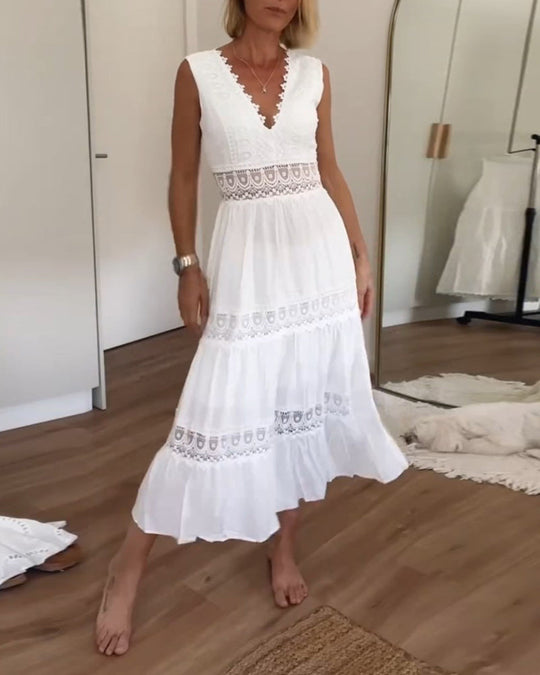 María™ | Elegante Vestido de Encaje con Escote en V