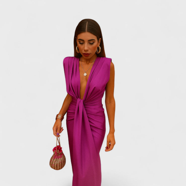 Julia | Vestido con Escote Abierto y Plisado Elegante
