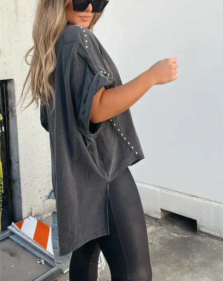 Jordana™ | Camiseta Oversize con Tachuelas